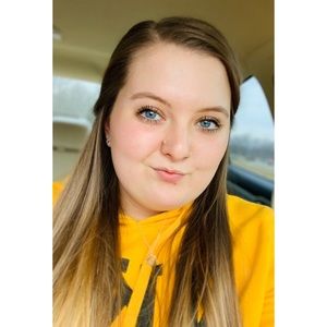 Meet your Posher, Savannah